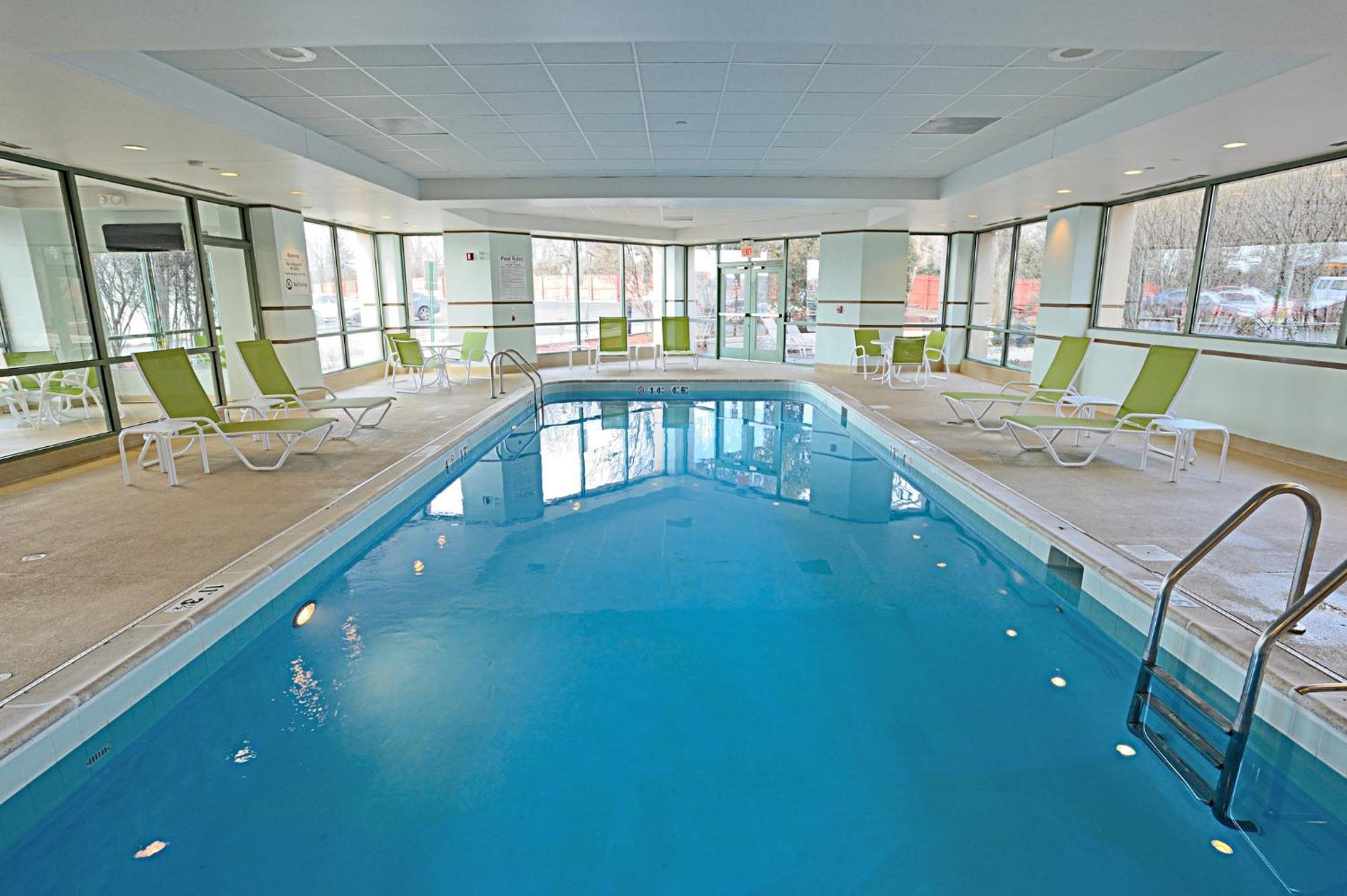 Chicago/oak Brook By Ihg Hotel 3*