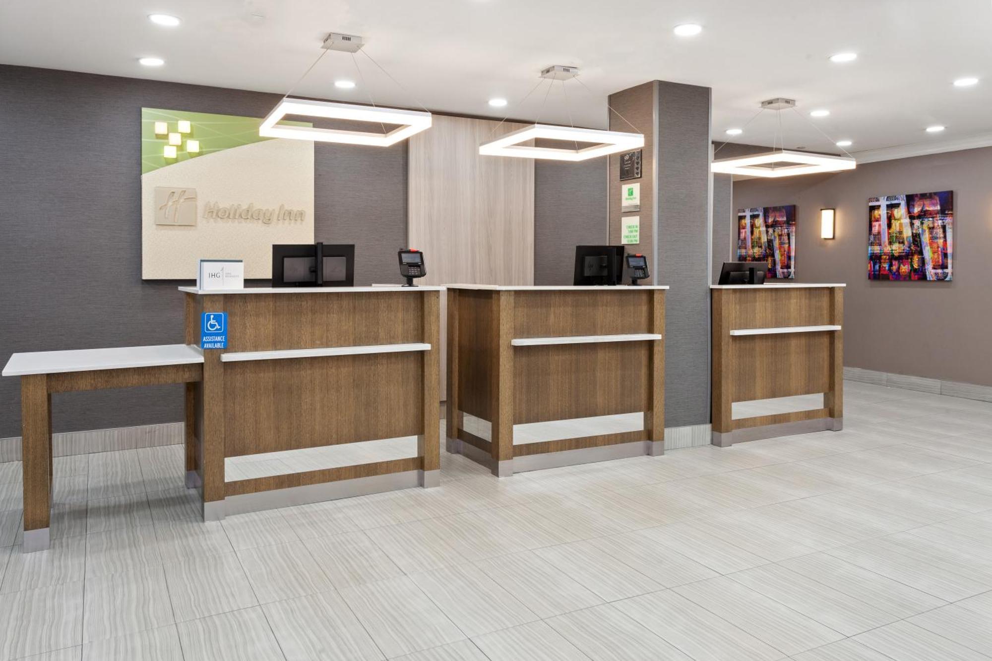Hotel Chicago/oak Brook By Ihg 3*